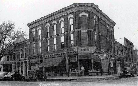 Miller Opera House - Miller Bldg Carolyn Rapson (newer photo)